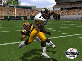 In game image of Madden NFL 2002 on the Microsoft Xbox.