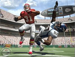 In game image of Madden NFL 2005 on the Microsoft Xbox.