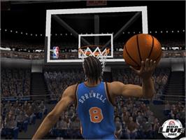 In game image of NBA Live 2002 on the Microsoft Xbox.