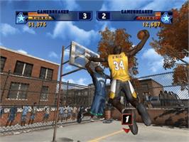 In game image of NBA Street Vol. 2 on the Microsoft Xbox.