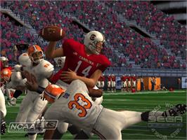 In game image of NCAA College Football 2K3 on the Microsoft Xbox.