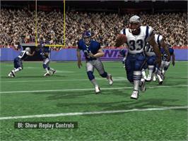 In game image of NFL Fever 2002 on the Microsoft Xbox.