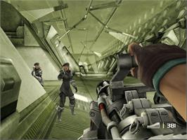 In game image of TimeSplitters: Future Perfect on the Microsoft Xbox.