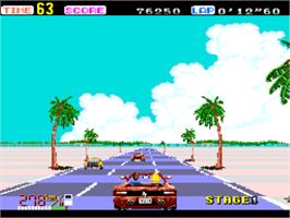 In game image of OutRun on the NEC PC Engine.