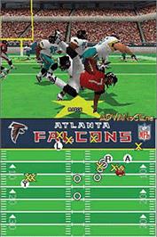 In game image of Madden NFL 2005 on the Nintendo DS.