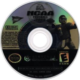 Artwork on the Disc for NCAA Football 2004 on the Nintendo GameCube.