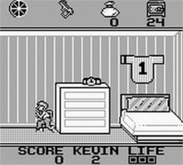 In game image of Home Alone on the Nintendo Game Boy.