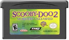Cartridge artwork for Scooby Doo 2: Monsters Unleashed on the Nintendo Game Boy Advance.