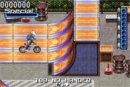 In game image of Mat Hoffman's Pro BMX on the Nintendo Game Boy Advance.