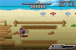 In game image of Motocross Challenge on the Nintendo Game Boy Advance.