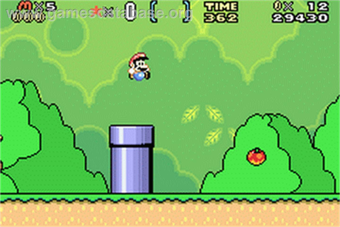 Super Mario World: Super Mario Advance 2 - Nintendo Game Boy Advance - Artwork - In Game