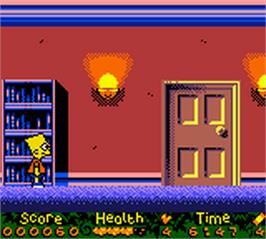 In game image of Simpsons: Night of the Living Treehouse of Horror on the Nintendo Game Boy Color.
