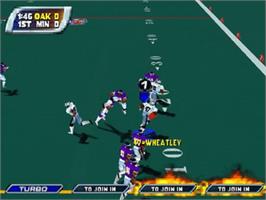 In game image of NFL Blitz 2001 on the Nintendo N64.