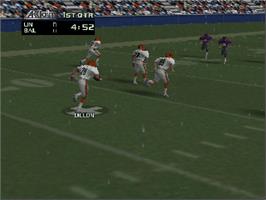 In game image of NFL Quarterback Club '98 on the Nintendo N64.