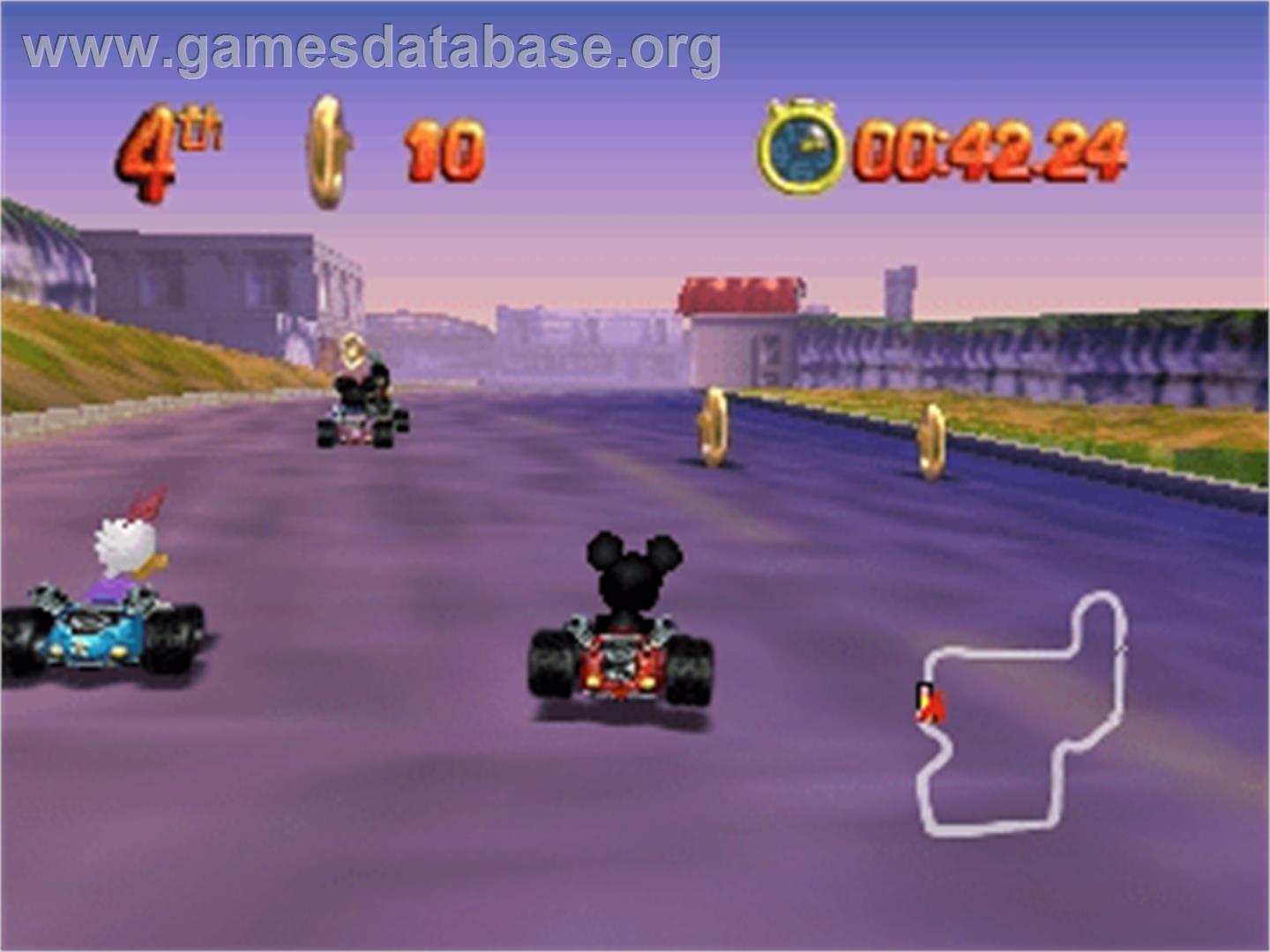 Mickey's Speedway USA - Nintendo N64 - Artwork - In Game