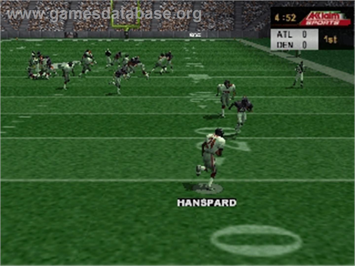 NFL Quarterback Club 2000 - Nintendo N64 - Artwork - In Game