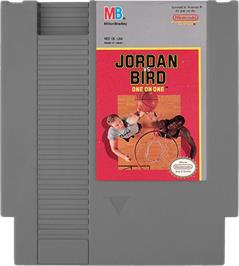 Cartridge artwork for Jordan vs. Bird: One-on-One on the Nintendo NES.