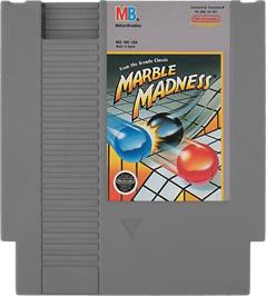 Cartridge artwork for Marble Madness on the Nintendo NES.