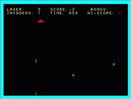 In game image of Space Invaders on the Philips VG 5000.