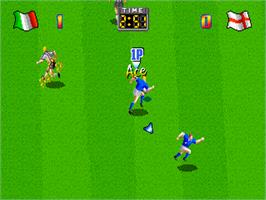 In game image of Super Sidekicks on the SNK Neo-Geo CD.