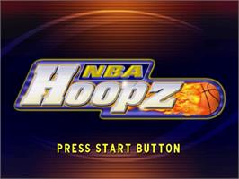 Title screen of NBA Hoopz on the Sega Dreamcast.