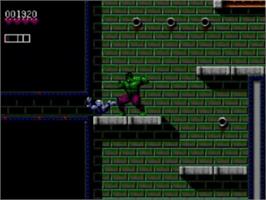 In game image of Incredible Hulk on the Sega Game Gear.