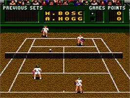 In game image of Pete Sampras Tennis on the Sega Game Gear.