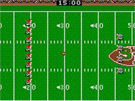 In game image of Sports Illustrated Championship Football & Baseball on the Sega Game Gear.