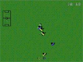In game image of Super Kick Off on the Sega Game Gear.