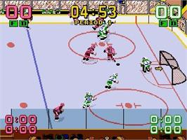 In game image of Mario Lemieux Hockey on the Sega Genesis.