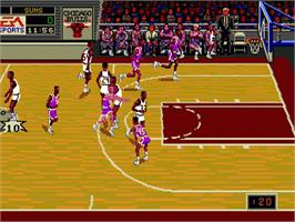 In game image of NBA Showdown on the Sega Genesis.