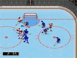 In game image of NHL '98 on the Sega Genesis.