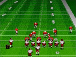 In game image of Bill Walsh College Football on the Sega Nomad.