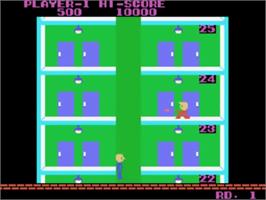 In game image of Elevator Action on the Sega SG-1000.