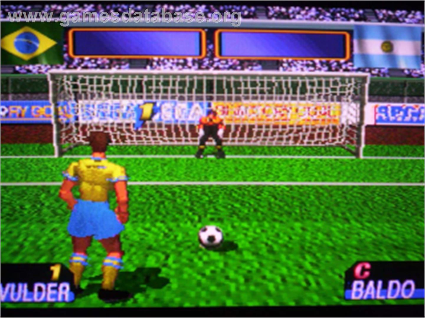 Worldwide Soccer: Sega International Victory Goal Edition - Sega Saturn - Artwork - In Game