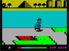 In game image of Inspector Gadget and the Circus of Fear on the Sinclair ZX Spectrum.