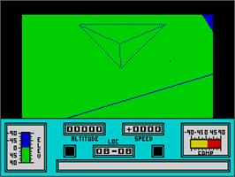 In game image of Mercenary: Escape From Targ with the Second City on the Sinclair ZX Spectrum.