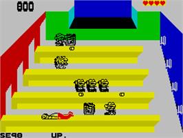 In game image of Tapper on the Sinclair ZX Spectrum.