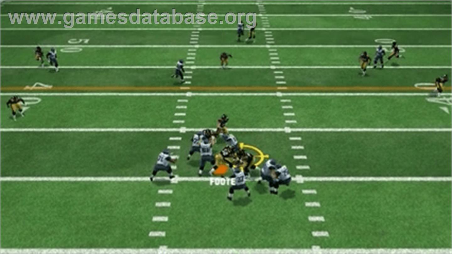 Madden NFL 7 - Sony PSP - Artwork - In Game