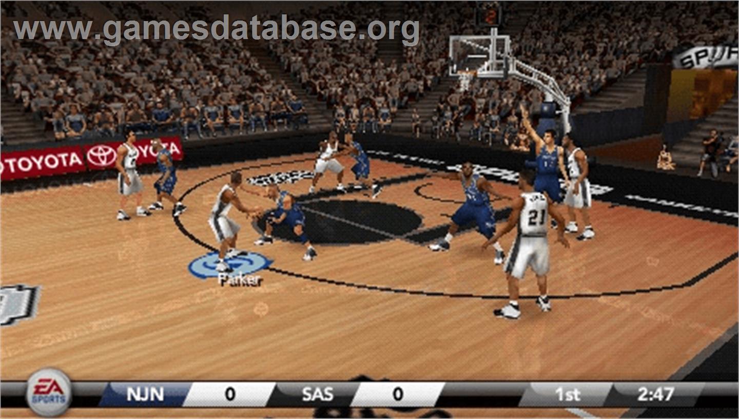 NBA Live 7 - Sony PSP - Artwork - In Game