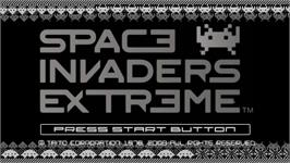 Title screen of Space Invaders Extreme on the Sony PSP.