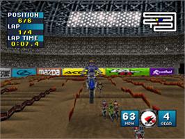 In game image of Jeremy McGrath Supercross 2000 on the Sony Playstation.