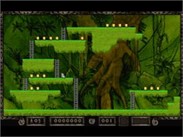 In game image of Lode Runner: The Legend Returns on the Sony Playstation.