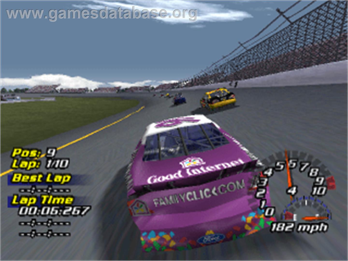 NASCAR 2001 - Sony Playstation - Artwork - In Game