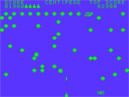 In game image of Centipede on the Acorn Atom.