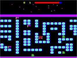 In game image of Road Runner on the Acorn BBC Micro.