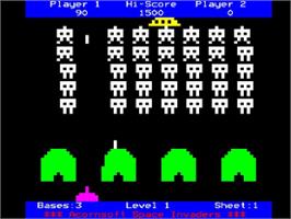 In game image of Space Invaders (Acornsoft) on the Acorn BBC Micro.