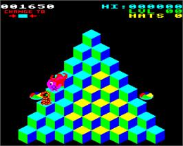 In game image of Crazy Er*Bert on the Acorn Electron.