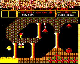 In game image of Ricochet on the Acorn Electron.