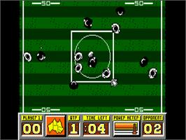 In game image of Australian Rules Football on the Amstrad CPC.